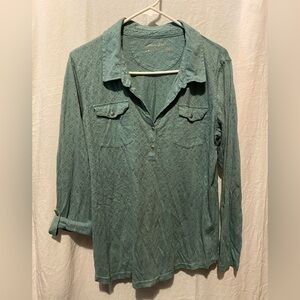 Women’s Eddie Bauer top